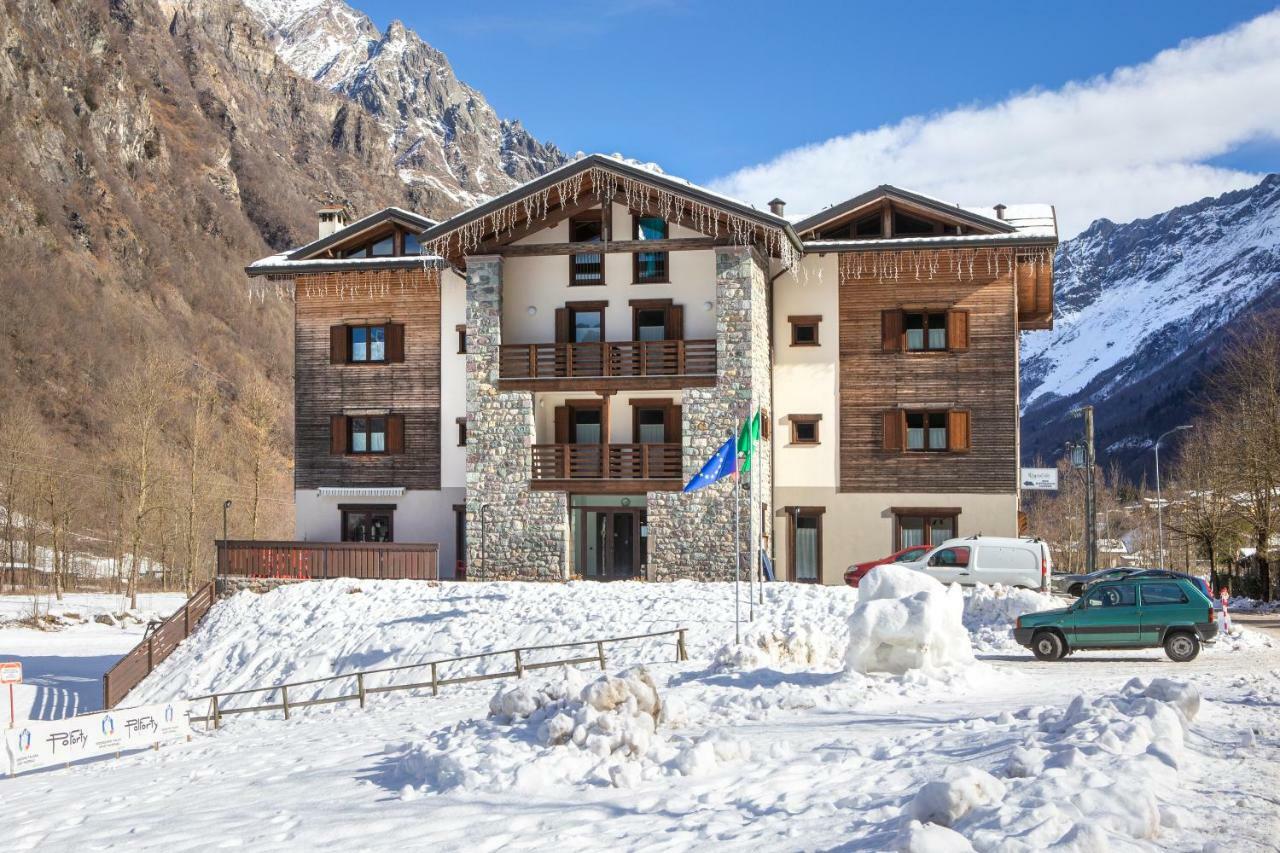 Ostello Casa Corti Valbondione Exteriér fotografie